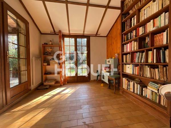 Maison spacieuse à vendre à Le Thor - 4 chambres et grand jardin avec piscine !