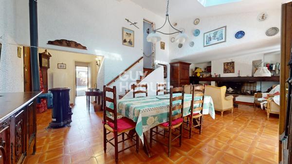 Maison spacieuse à vendre à Le Thor - 4 chambres et grand jardin avec piscine !