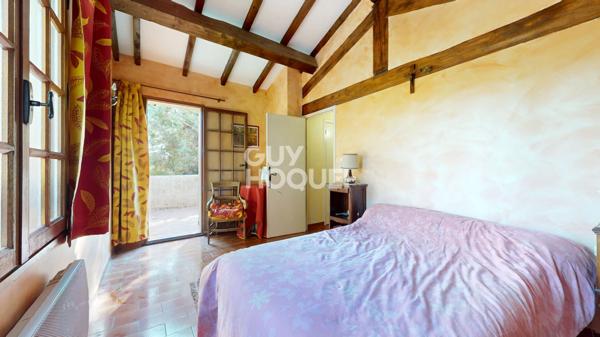 Maison spacieuse à vendre à Le Thor - 4 chambres et grand jardin avec piscine !