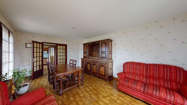 Maison 4 chambres avec terrain d'environ 800 m² ? Beau potentiel à Saint-Germain-du-Bois