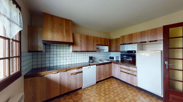 Maison 4 chambres avec terrain d'environ 800 m² ? Beau potentiel à Saint-Germain-du-Bois