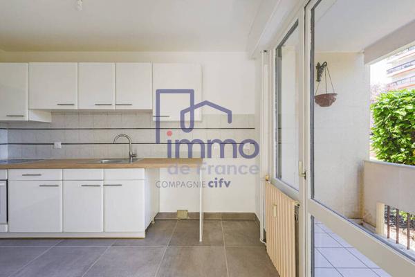 Appartement 2 pièces                                        - 38130 Échirolles Réf : VA6202