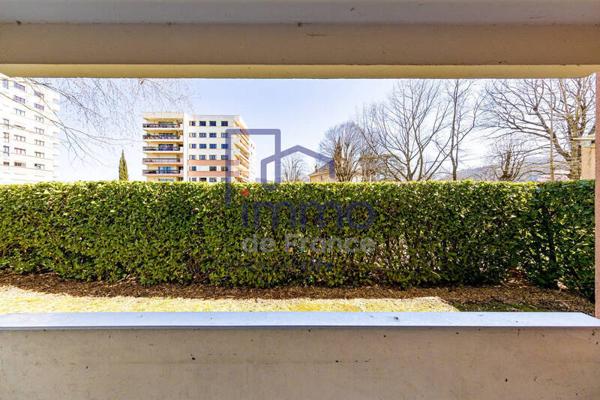 Appartement 2 pièces                                        - 38130 Échirolles Réf : VA6202