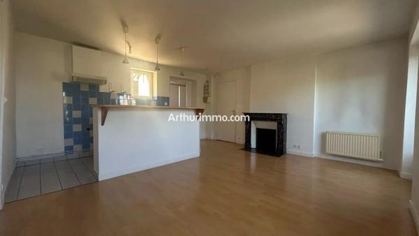 Location                                                      Appartement
                        
                     5 pièces                      78 m2                     à Sucy-en-Brie