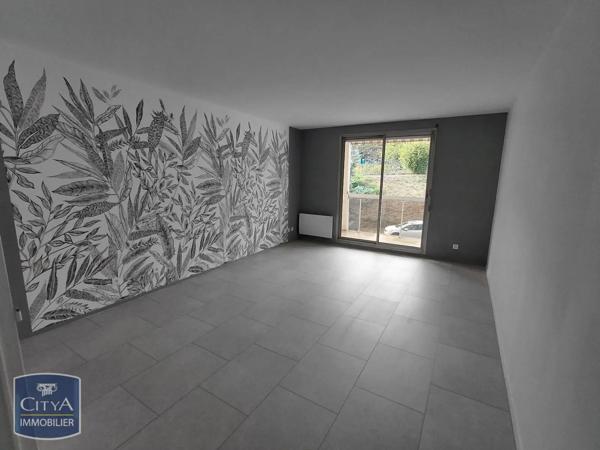 Appartement à louer 3 pièces 65.38m² Guéret (23000)