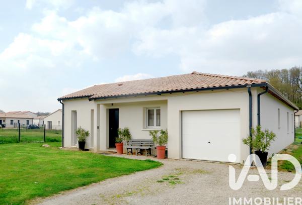 Maison à vendre 6 pièces 110 m² Saint-Julien-l'Ars