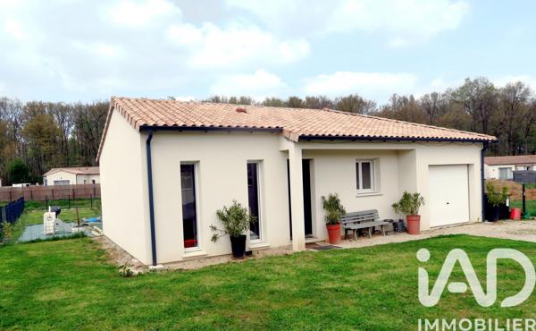 Maison à vendre 6 pièces 110 m² Saint-Julien-l'Ars