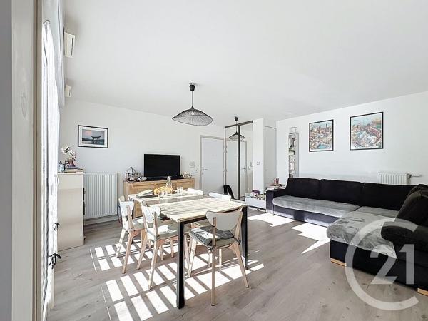 Appartement F3 à vendre  3 pièces - 63,03 m2 ST PIERRE DU PERRAY - 91