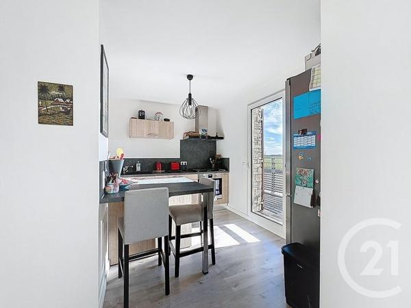 Appartement F3 à vendre  3 pièces - 63,03 m2 ST PIERRE DU PERRAY - 91