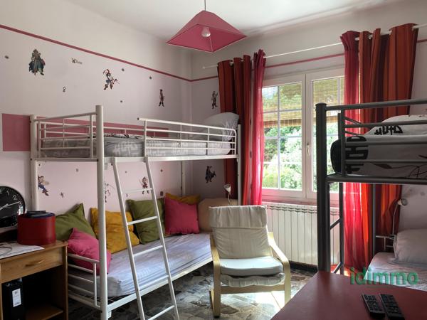 Ensemble de propriétés Mondragon (84430)