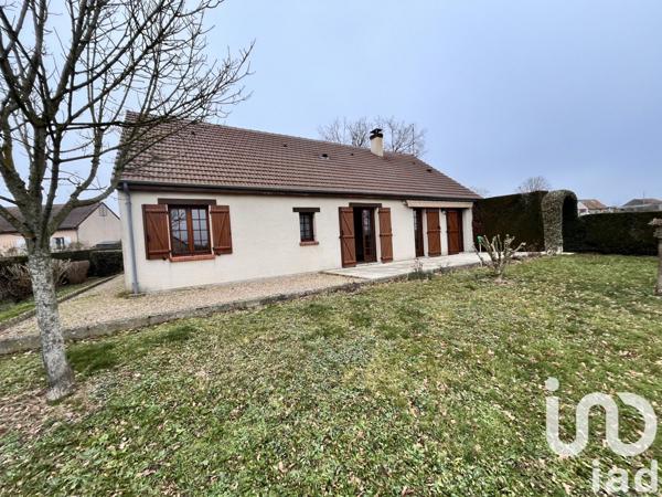 Maison traditionnelle 5 pièces de 93 m² à Bourbon-Lancy (71140)