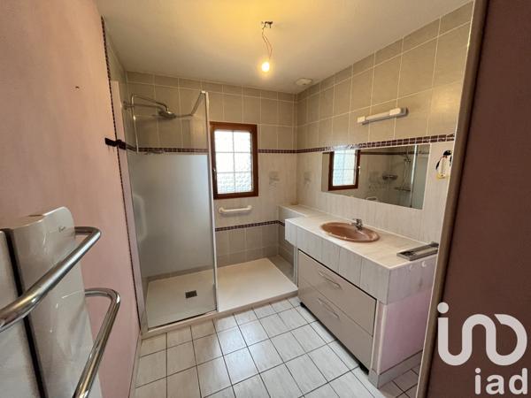 Maison traditionnelle 5 pièces de 93 m² à Bourbon-Lancy (71140)