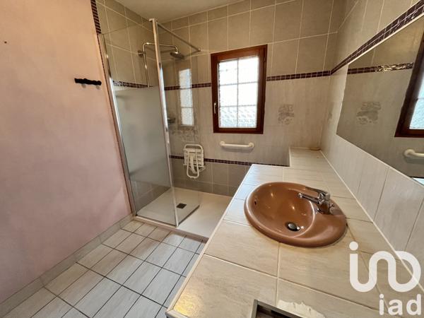 Maison traditionnelle 5 pièces de 93 m² à Bourbon-Lancy (71140)