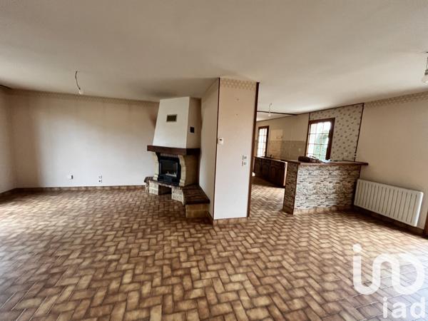 Maison traditionnelle 5 pièces de 93 m² à Bourbon-Lancy (71140)