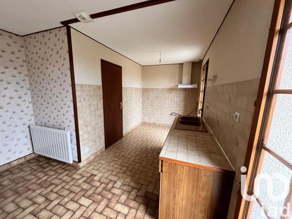 Maison traditionnelle 5 pièces de 93 m² à Bourbon-Lancy (71140)