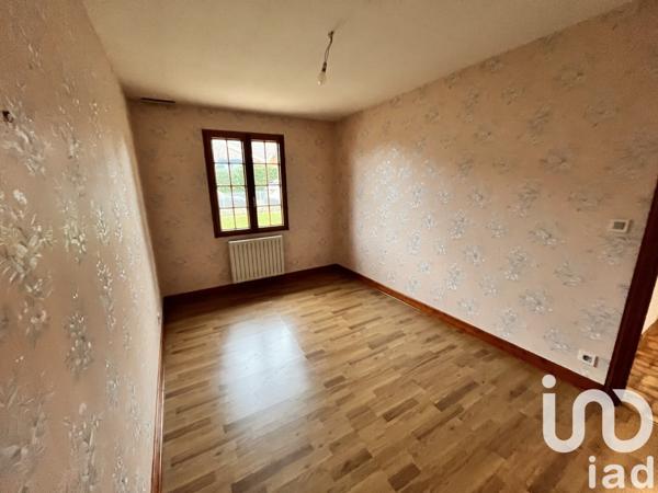 Maison traditionnelle 5 pièces de 93 m² à Bourbon-Lancy (71140)