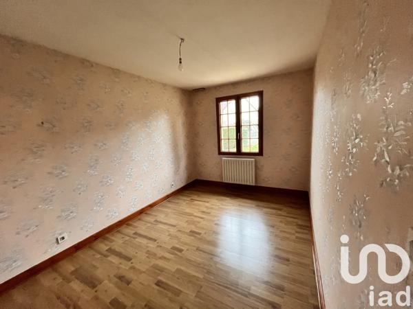 Maison traditionnelle 5 pièces de 93 m² à Bourbon-Lancy (71140)