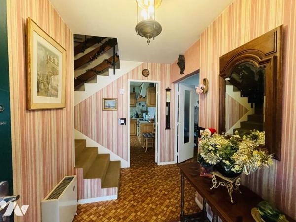 MEULAN - RESIDENCE DES SARRAZINS