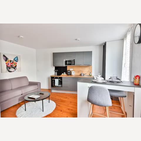 Immeuble
         3 pièces
        - 77 m² 179 900 €*