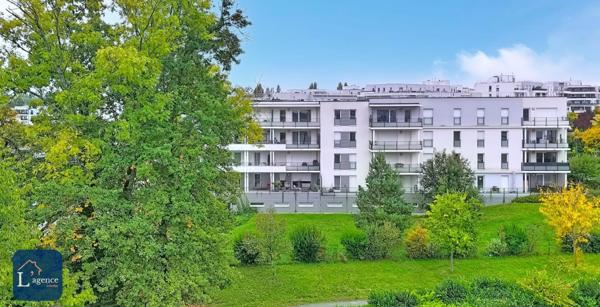 Appartement T3 Dernier étage Balcon Garage Vue jura Saint-Genis-Pouilly 01630