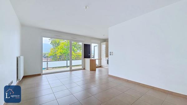 Appartement T3 Dernier étage Balcon Garage Vue jura Saint-Genis-Pouilly 01630