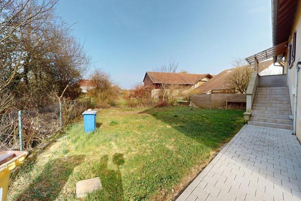 Appartement en duplex de 178m2 avec cour et terrain privatif