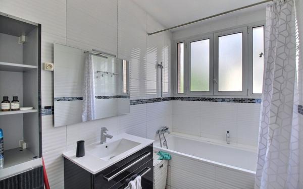 Appartement à vendre    2 pièces • 46,01 m2 Paris 12