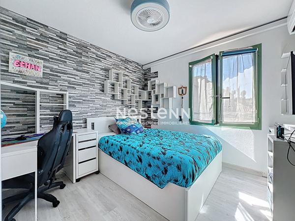 VALLAURIS - 5 pièces - 102m² - 2 Garages fermés - Dernier étage - SUD