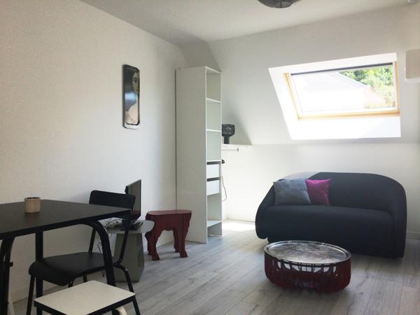 Besançon (25000) STUDIO MEUBLE PRET A S'INSTALLER