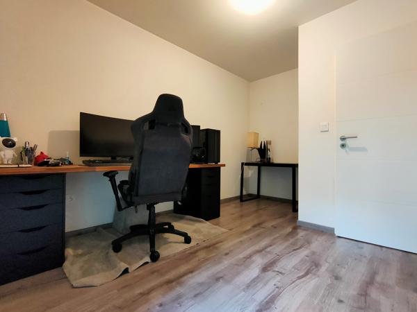 Appartement
         3 pièces
        - 66 m² Exclusivité 210 750 € *