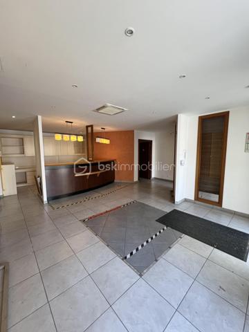 Local commercial de 250 m²