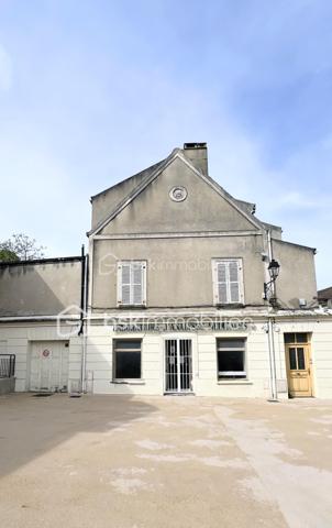 Local commercial de 250 m²