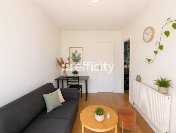 Appartement
         2 pièces
        - 43 m² Exclusivité 99 000 € *