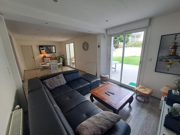 Maison
         7 pièces
        - 125 m² Exclusivité 187 000 € *