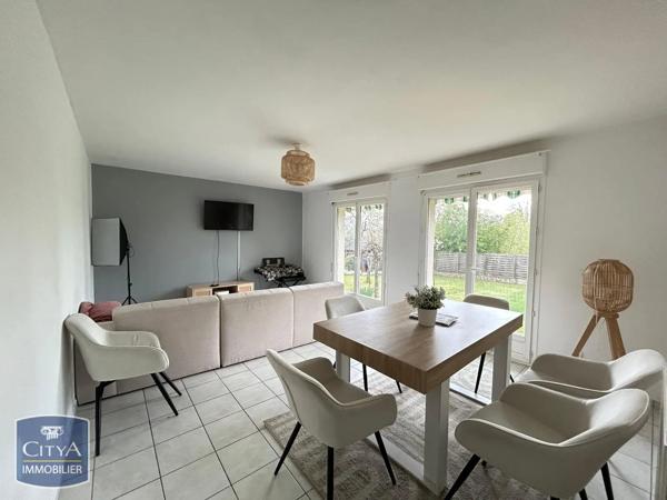Appartement à louer 3 pièces 70.92m² Tours (37100)