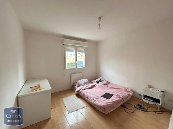 Appartement à louer 3 pièces 70.92m² Tours (37100)
