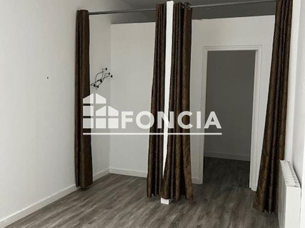 Location Local commercial 1 pièce 42.34 m² - 3 RUE VAUBAN Lorient 56100