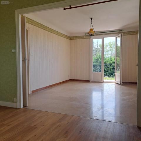 Location - Maison Châtenoy-en-Bresse 71380 5 pièces 111 m 2 1507 m 2