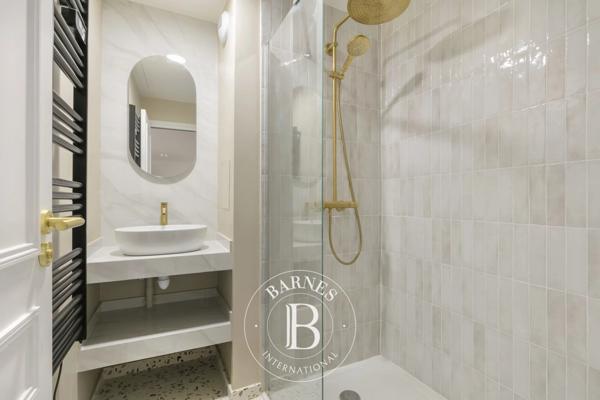 Paris 8ème, Appartement 2 Chambres -  71 m² à vendre