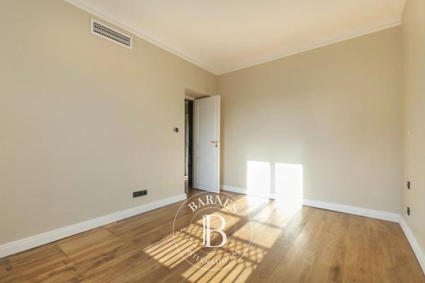Paris 8ème, Appartement 2 Chambres -  71 m² à vendre