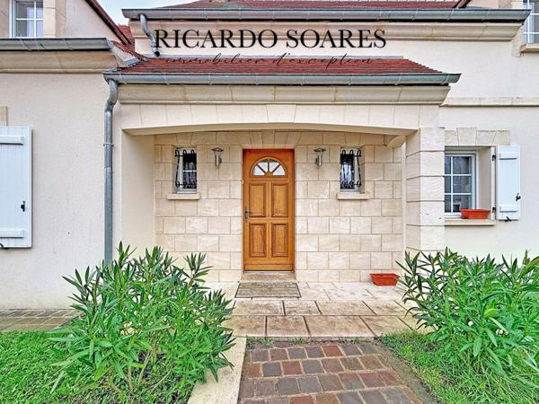 60940 ANGICOURT / PROPRIÉTÉ D'EXCEPTION / GRANDS VOLUMES / 235m2 / 5 CHAMBRES / DOUBLE GARAGE / TERRAIN 1373m2