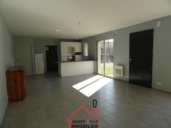 Pavillon plain pied, 3 chambres, 2 salle d'eau, jardin clos