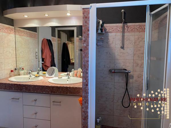 Très Belle Maison sur sous sol enterré