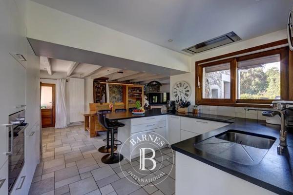 Rumilly, Maison 3 Chambres -  211 m² à vendre