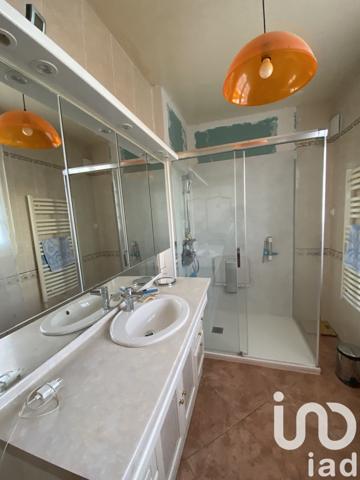 Demeure 10 pièces de 230 m² à Sarzeau (56370)