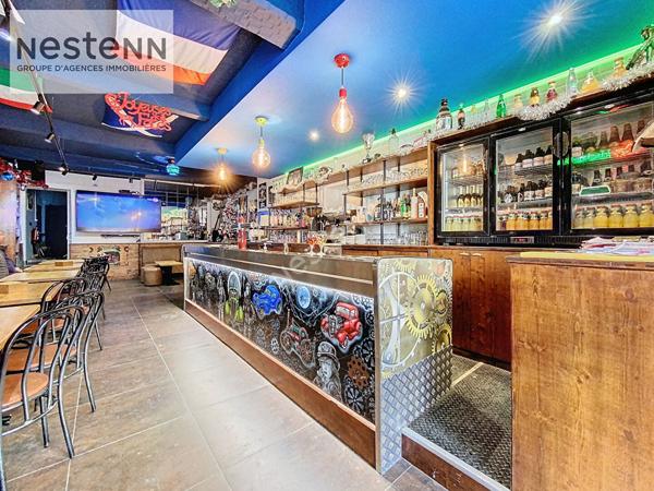 À Vendre : Fonds de Commerce - Bar avec Licence IV à Forcalqueiret 91 m2