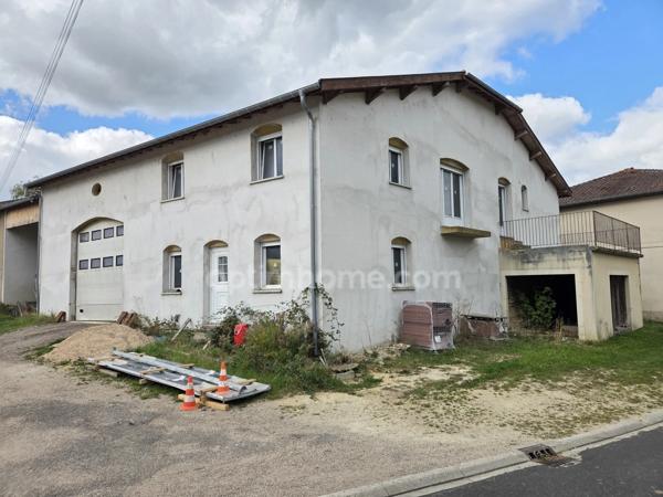 Maison à vendre 4 pièces, garage et vaste sous-sol proche de la Belgique et du Luxembourg