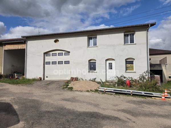 Maison à vendre 4 pièces, garage et vaste sous-sol proche de la Belgique et du Luxembourg