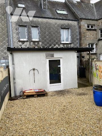 Vente Immeuble mixte à Sourdeval
