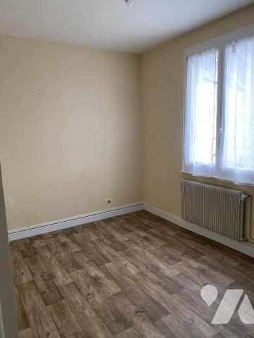 Vente Immeuble mixte à Sourdeval